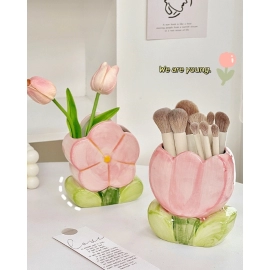 Flower pen holder, ceramic desktop decoration, cute girl's desk, office storage box, stationery shelf, storage jar