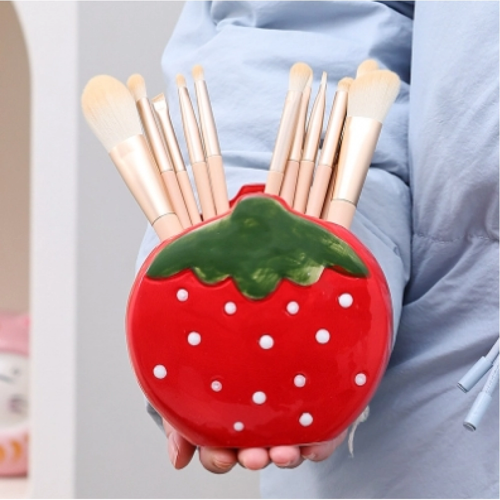 Cute Strawberry Ceramic Decoration Pen Holder Desktop Office Dormitory Creative Makeup Brush Storage Bucket Stationery Storage Cute Strawberry Ceramic Decoration Pen Holder Desktop Office Dormitory Creative Makeup Brush Storage Bucket Stationery Storage