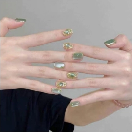 Green Buchirati grape green diamond French pure handmade wearable nail art pieces with high-end temperament